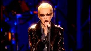 Eurythmics 'Here Comes The Rain Again' live 46664 THE EVENT