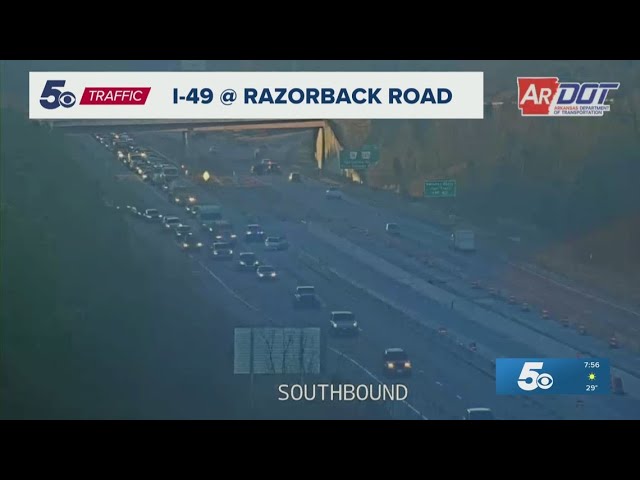 Crash on I-49 slows northbound traffic in Fayetteville - YouTube