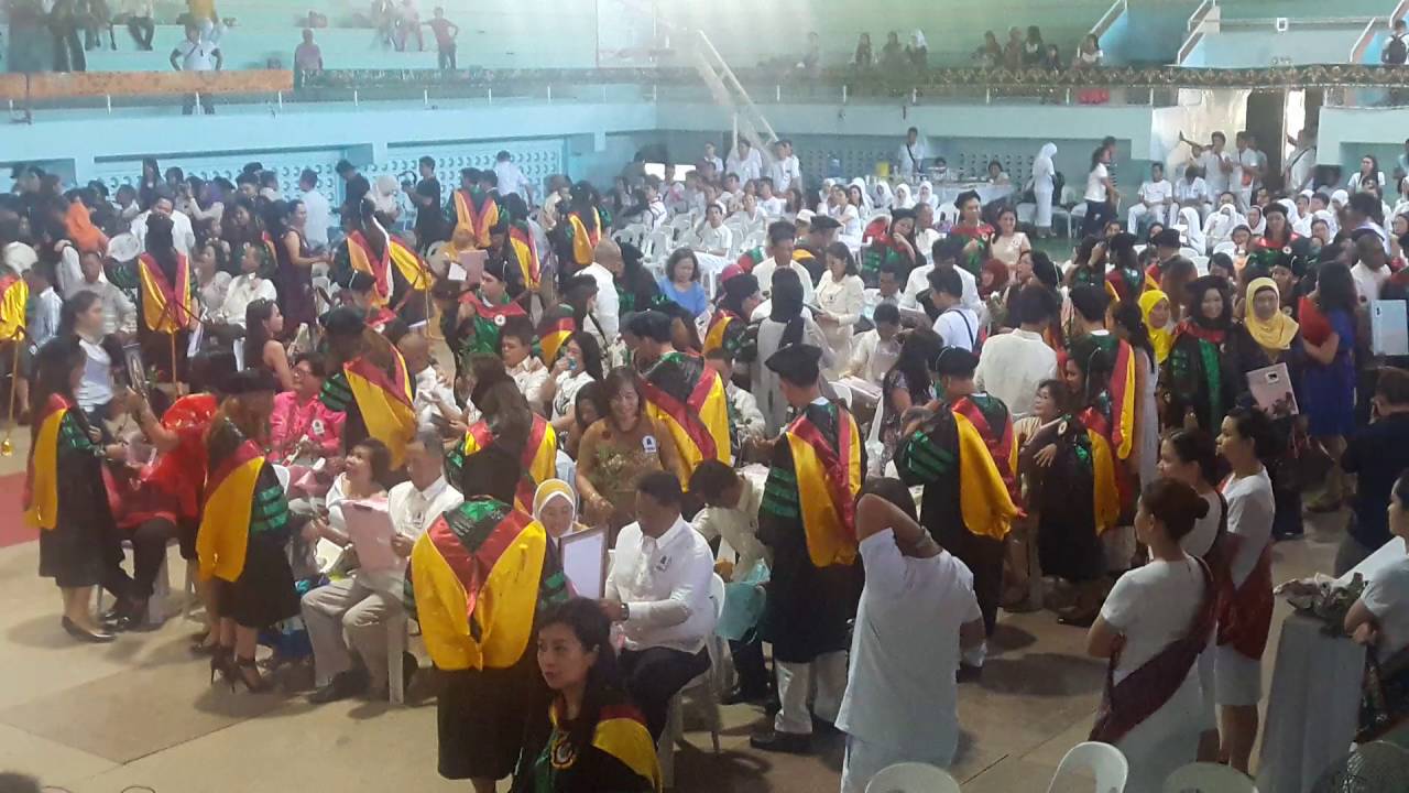 Kuya bins med school graduation