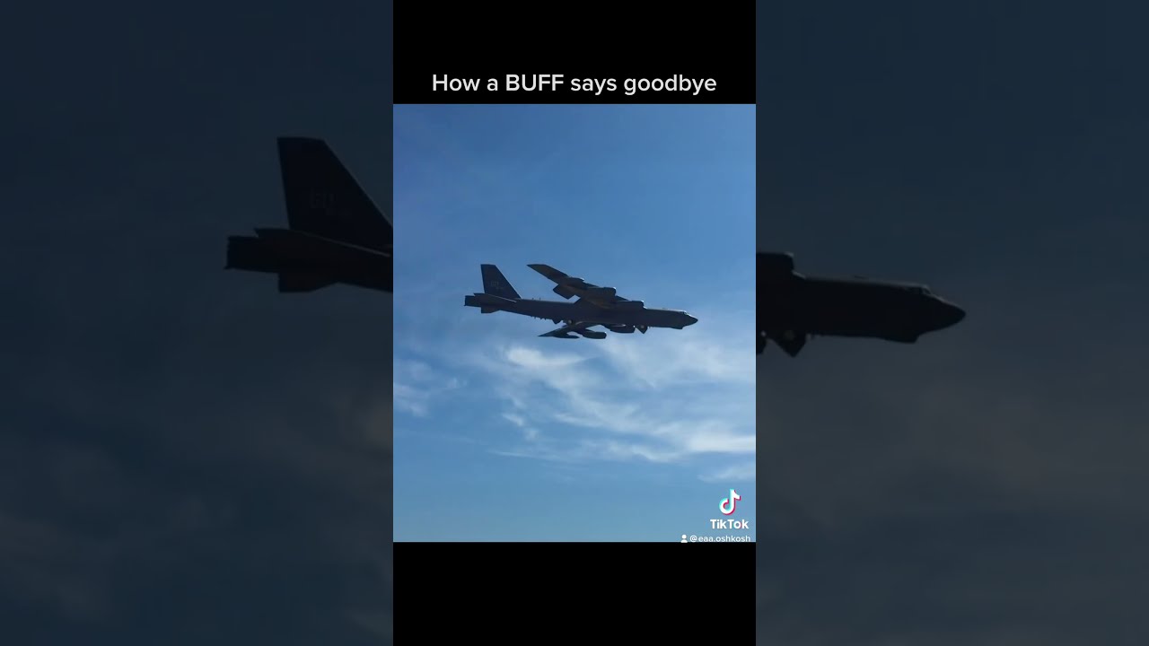 Remembering The Day After OSH15 When Crew Of A B 52 Gave Us Wave On Departure 