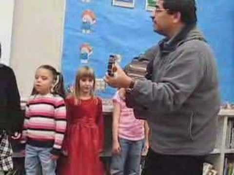 Meridian Park Elementary School Spanish Concert: Song 3