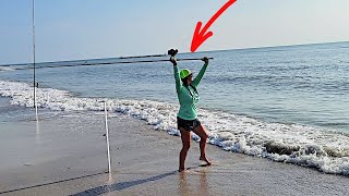 How To Cast A Surf Fishing Rod (For Distance & Accuracy)