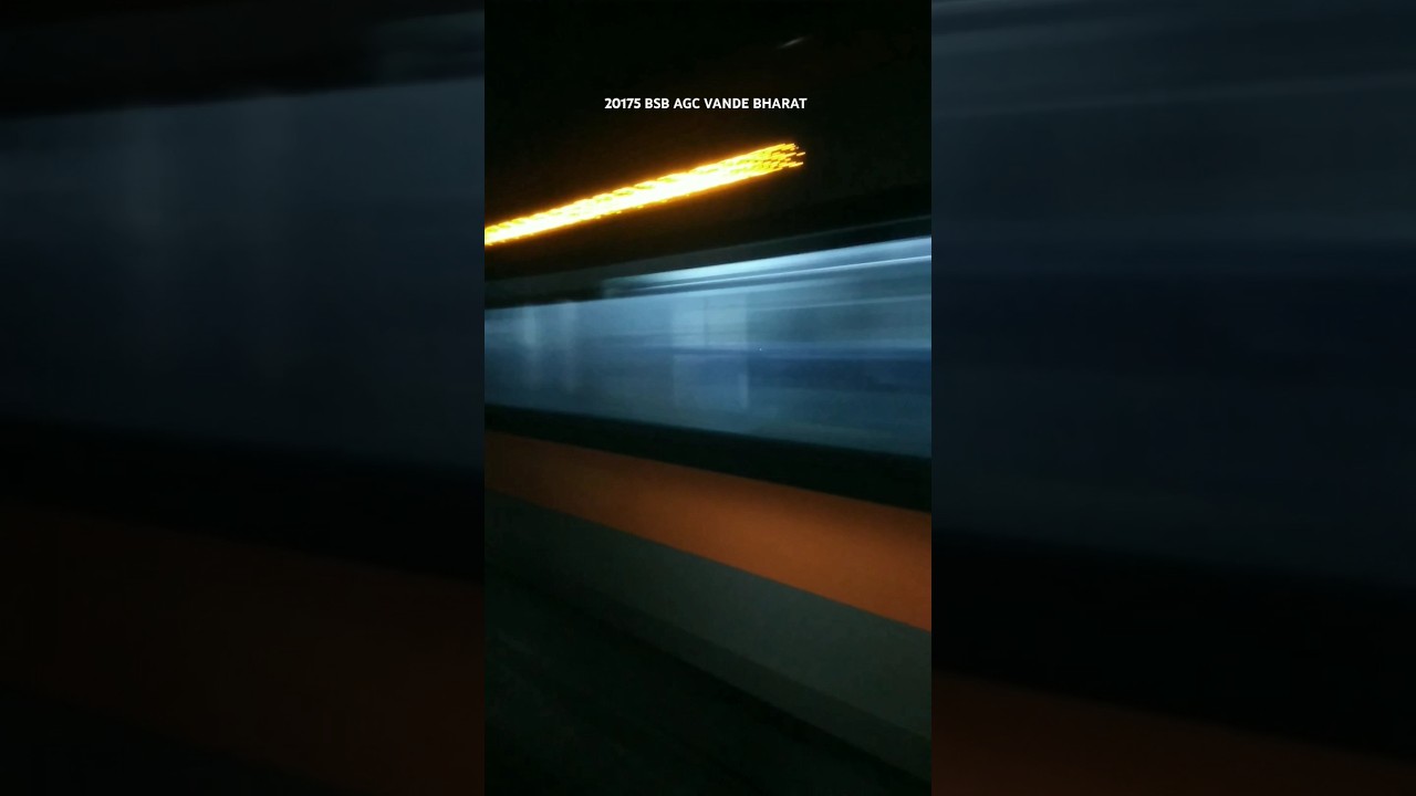 20175 Banaras Agra cantt Vande Bharat Heading towards Etawah junction 