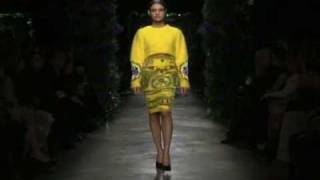 GIVENCHY WOMEN PRÊT-À-PORTER FW 2011-2012 PFW