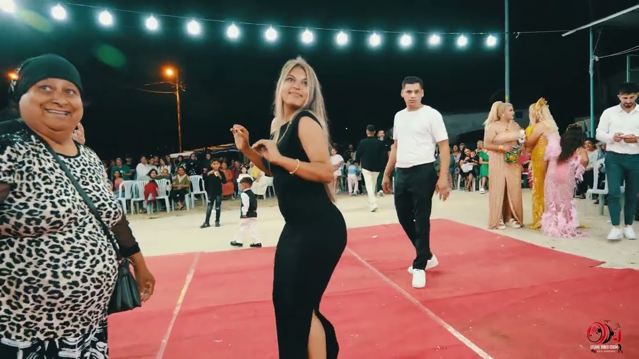 MUHTEŞEM GENC KIZDAN ROMAN HAVASI