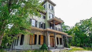 Urbex | Exploring a Vacant Italianate Mansion Pennsylvania