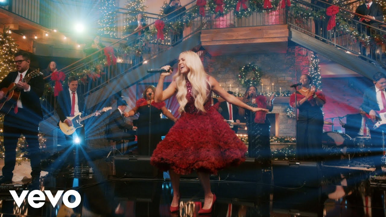 Carrie Underwood - Let There Be Peace (2021 Christmas in Rockefeller Center) Carrie Underwood - Let There Be Peace (2021 Christmas in Rockefeller Center)
