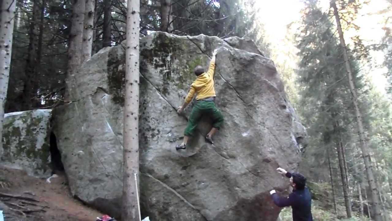Val Daone Boulder Rouge - Nimbus2000