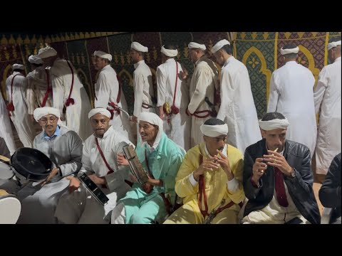 عواد آيت بعمران مع نغمات عصرية جديدة بعرس بهيج عند عائلة اد الداخ بسيدي مبارك الاخصاص 