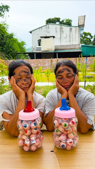Big bottle candy jelly eyeball 🍼👁🌏 #ฮ่าๆตลกๆ #ตลก #shorts #funny