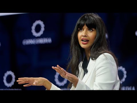 Video: Jameela Jamil Avslöjar Att Hon Hade En Abort Och Kallade Det 