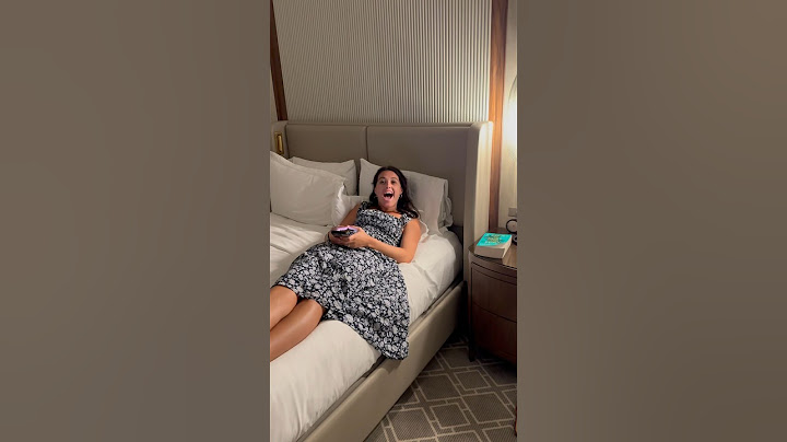 surprising my wife with annual Disney passes #shorts
