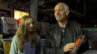 Peter Frampton goes shopping with his ​​daughter Mia.
