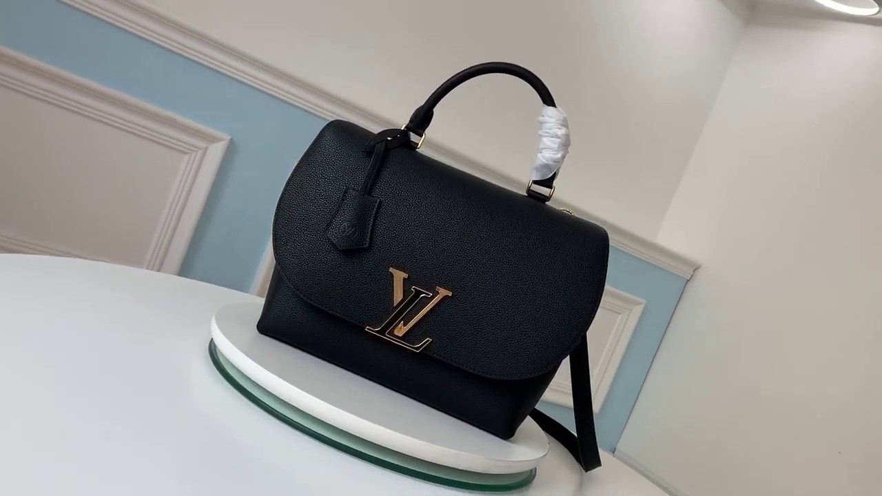 Louis VUitton/LV Volta plain handbag vintage flap messenger bag - YouTube