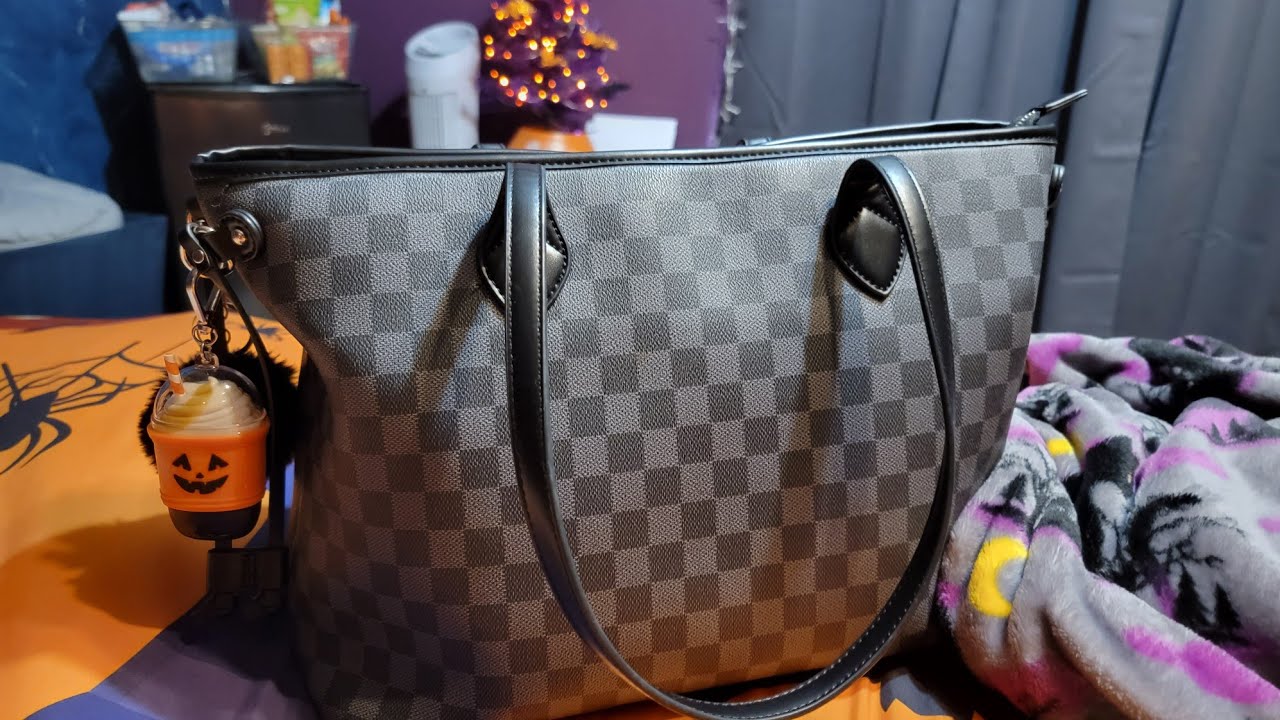 WHAT'S IN MY BAG? 🎃💜 LV Inspired for Halloween 