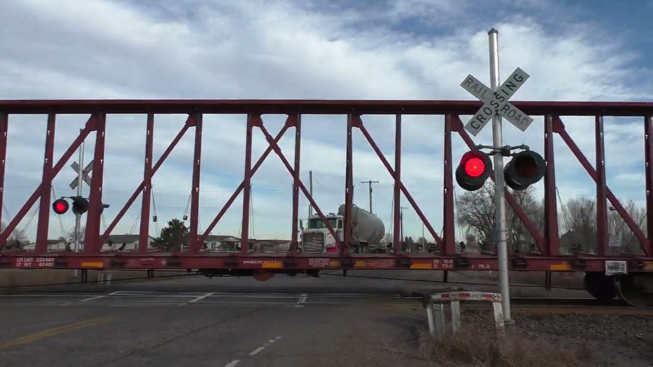 CR 90 Railroad Crossing, Pierce, CO