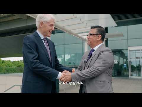 ‘Our Diversity Is Our Strength’: The Surprise Moment That Moved President Clinton and a New Citizen