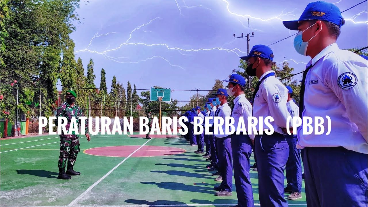 Pelatihan Peraturan Baris Berbaris ( PBB ) Bersama TNI