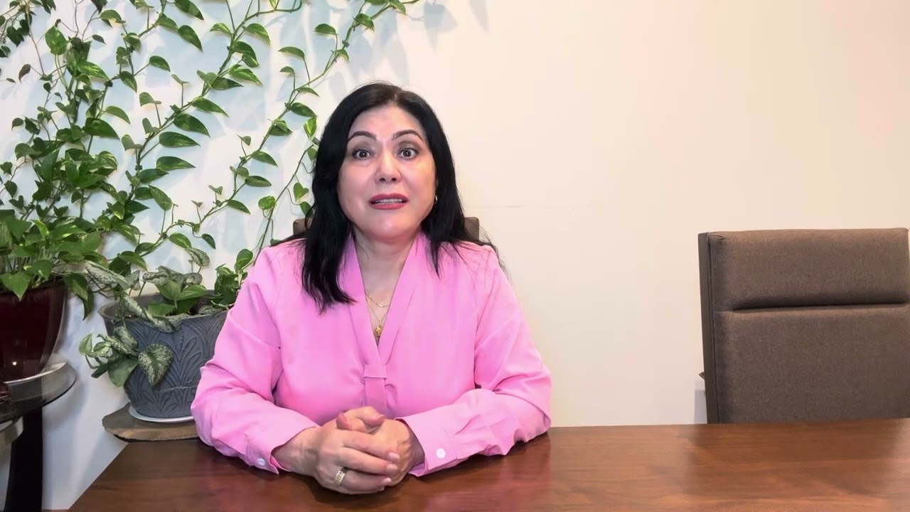 پدرمادرم می خواست من زن یک پودری شوم ، ولی من با  مرد  که دوستش داشتم فرار کردم هشت سال پیش