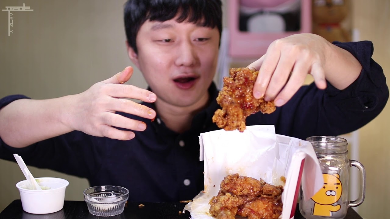 신메뉴 KFC 만다린 치킨 리얼사운드 먹방이야~! 옥탑방미식가 / KFC Mandarin Chicken Real Sound Social eating Mukbang