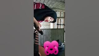 belajar main gitar sambil nyanyi lagu  Bugis lenynye  jarung versi Rindi dergana