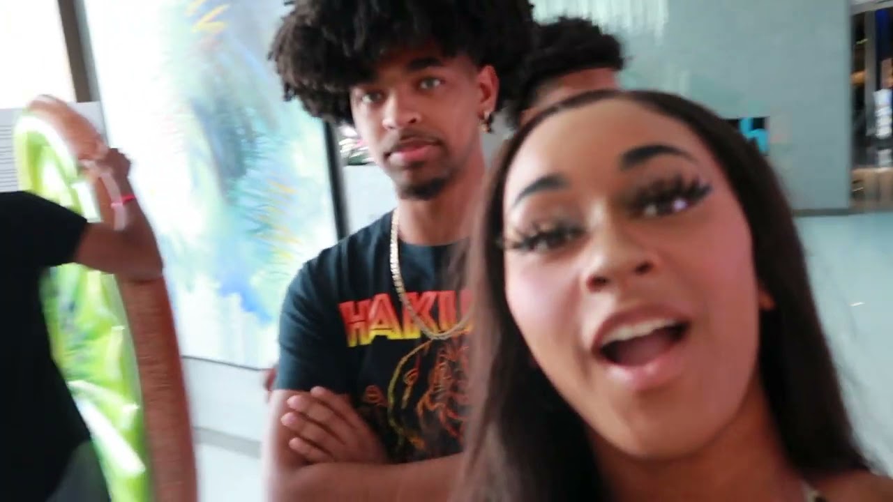 We snack In the go house