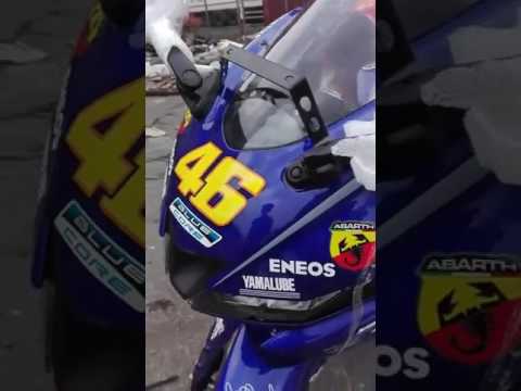 Video [MotoSaigon] Đập thùng Yamaha R15 v3 Movistar thứ 2 về... - youtube