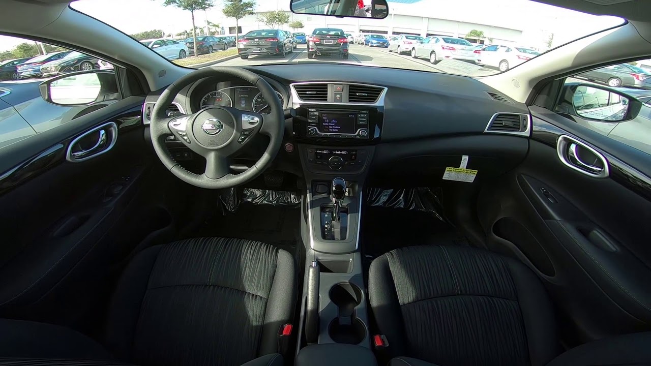 2018 Nissan Sentra Sv Interior