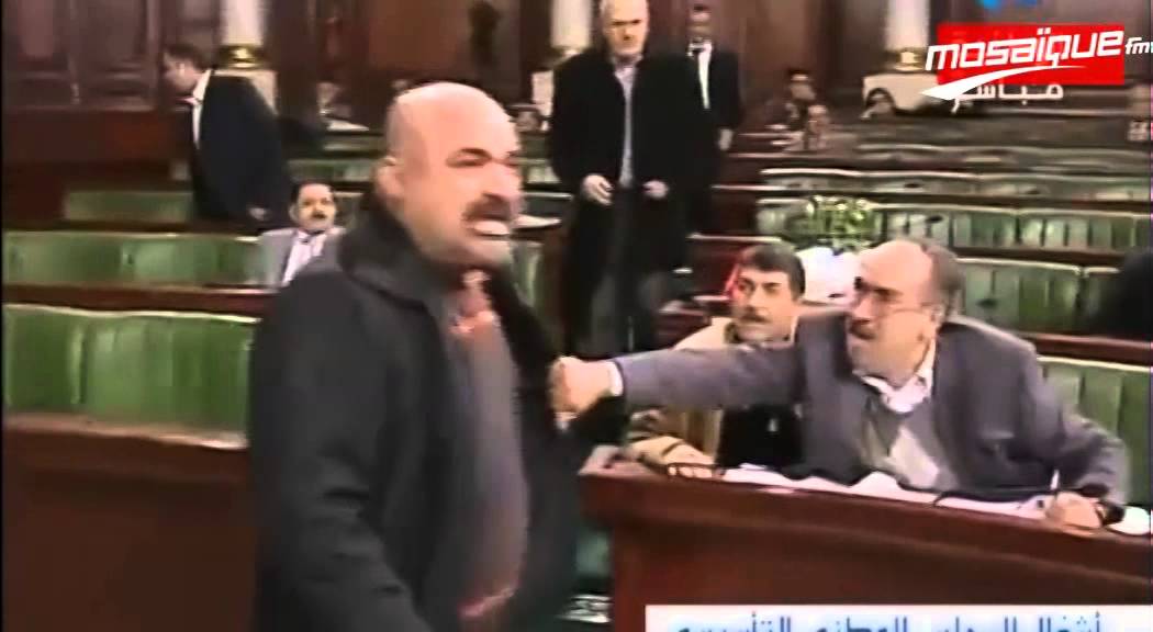 القصاص يتهجم على البارودي