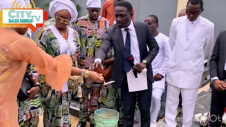 ACTRESS FOLUKE DARAMOLA BREAK DOWN IN TEARS AS SHE LAID HER MUM TO INTERNAL REST