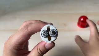 【GUARDLEAD GL01】- How to install the battery of the lights-LED Road Cone Warning Light