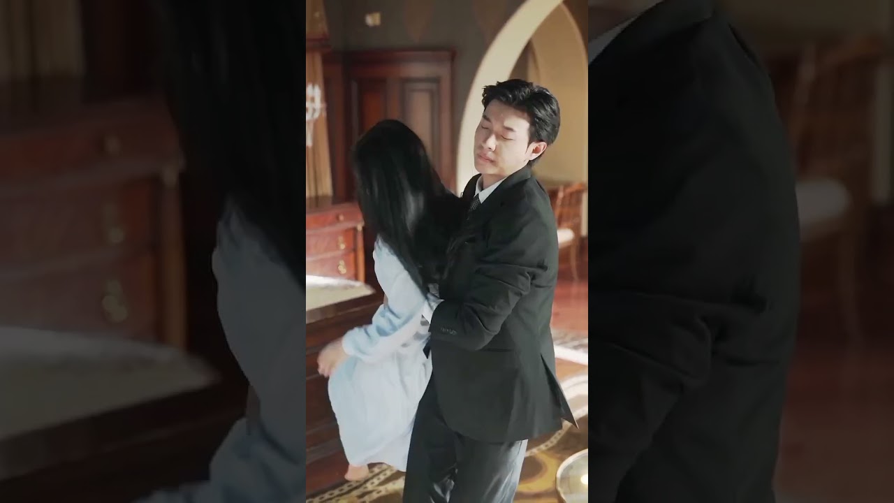 Just surrender 😌✋🏻 Ma Xiaoyu #film #drama #cdrama #kiss #love #chinesedrama #maxiaoyu