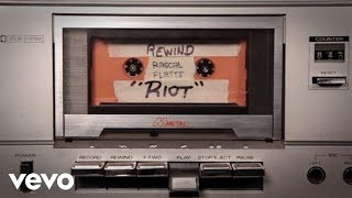 Miniatura de vídeo de "Rascal Flatts - Riot (Audio Version)"