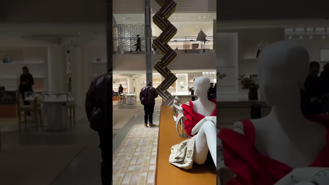 I like my Louis Vuitton sootcase 