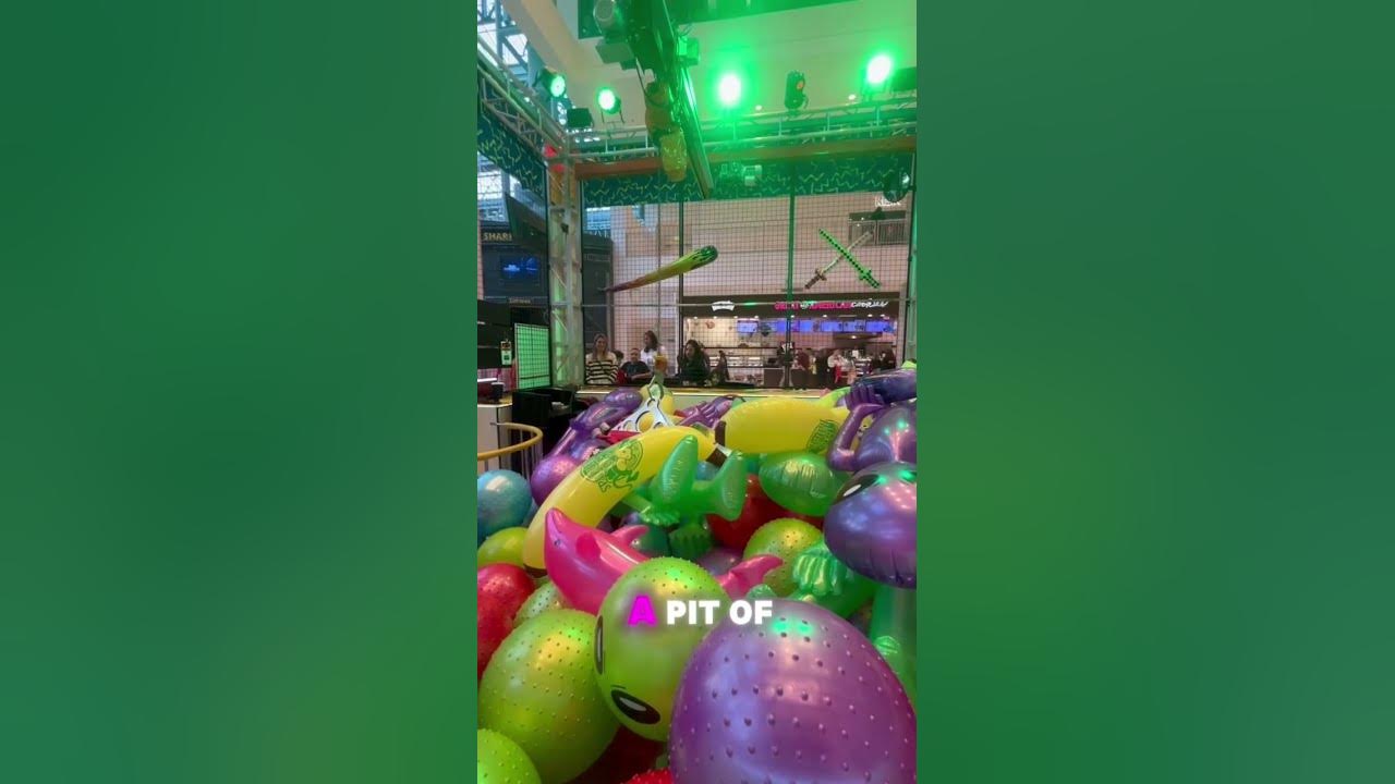 Human Claw Machine!