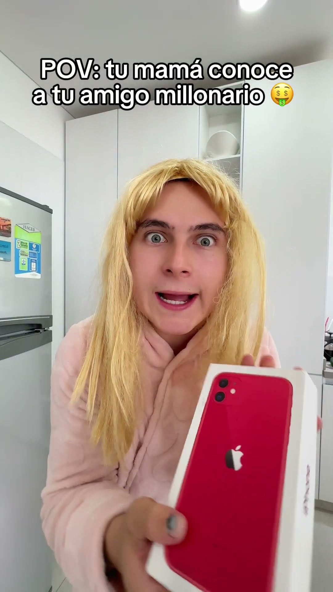 Le dieron un iPhone a mi mamá ?