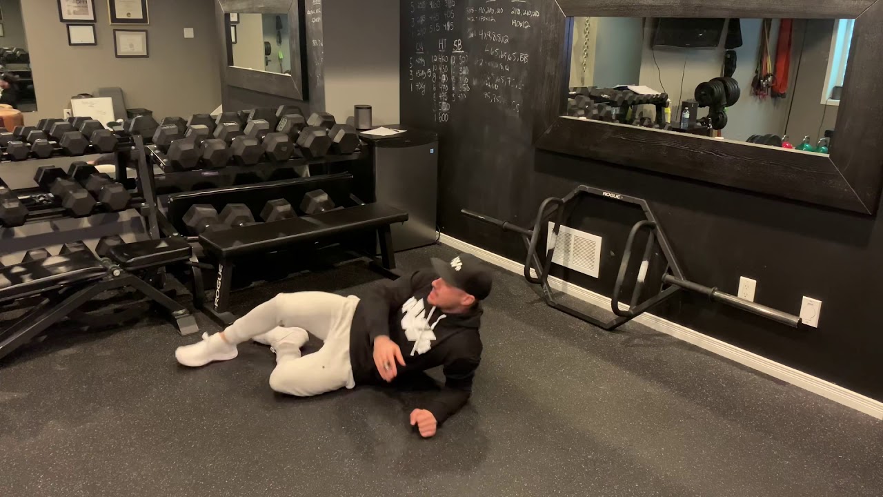 Core Superset- Alternating Deadbug + Rocking Plank