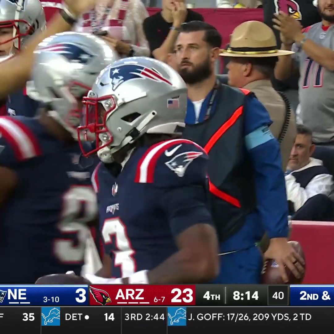 Demario Douglas catches for a 3-yard Touchdown vs. Arizona Cardinals