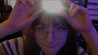 counting the SPARKLES in your EYES for SCIENCE! (asmr)(light triggers)