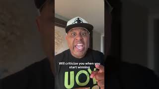 You’ll Never Win Around People Who Need You To Lose | Eric Thomas
Some people celebrate you as long as youre beneath them.
They tolerate you when youre struggling.
But the moment you start winning, growing, building healthy relationships, making money, and walking in what GOD has for you, suddenly everything you do gets criticized.
Eric Thomas delivers a powerful warning:
You will never win in an environment that requires you to lose just to belong.
Stop shrinking to stay accepted.
#EricThomas #Motivation #Environment #Success #Growth #Mindset #Relationships #PersonalDevelopment #Shorts You’ll Never Win Around People Who Need You To Lose | Eric Thomas