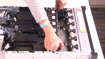 Lenovo ThinkSystem SR665 Removing a system fan cage
