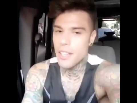 Fedez in Australia 4.5.2016 Snapchat Story