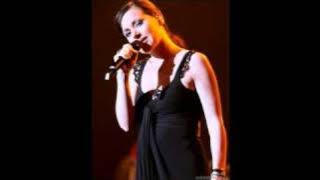 Download lagu Tina Arena - Standing Up