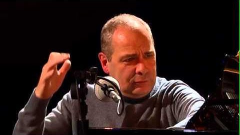 Leçon de piano : gammes et études, par Philippe Cassard