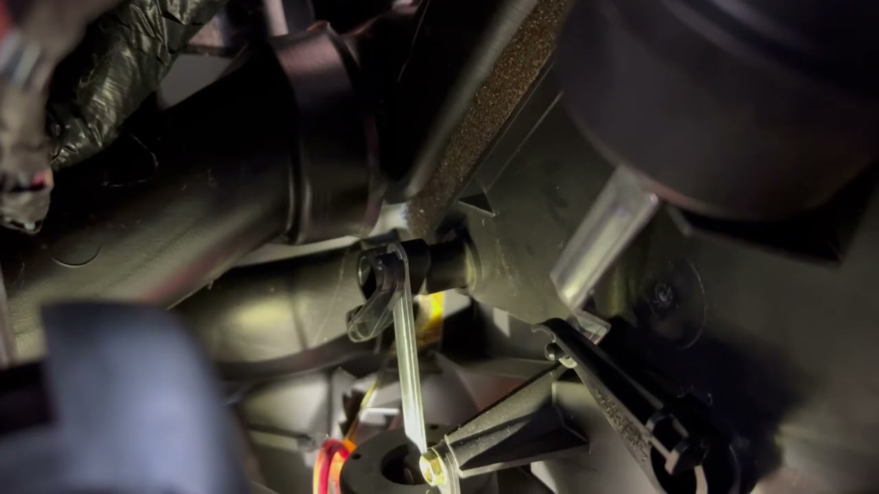 2003 Ford Expedition, Aire frio/caliente no sale en la parte de enfrente. Como solucionarlo