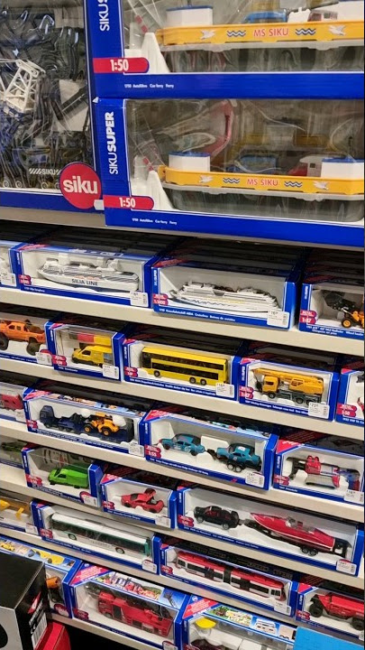 Diecast Hunting in Europe ‼️ Siku Street in Local Toystore #diecast #car #siku