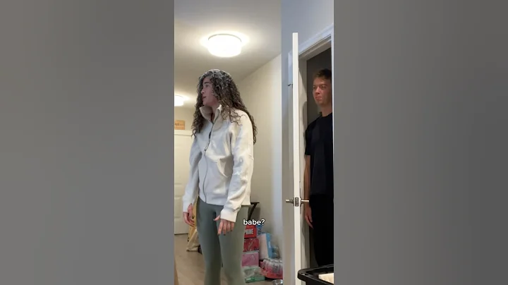 Trying to scare my wife when she gets home #couples