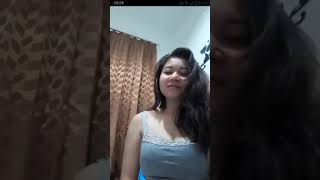 ￼  Hot Live - Bigo indonesia buka bh gan utingnya nyembul.