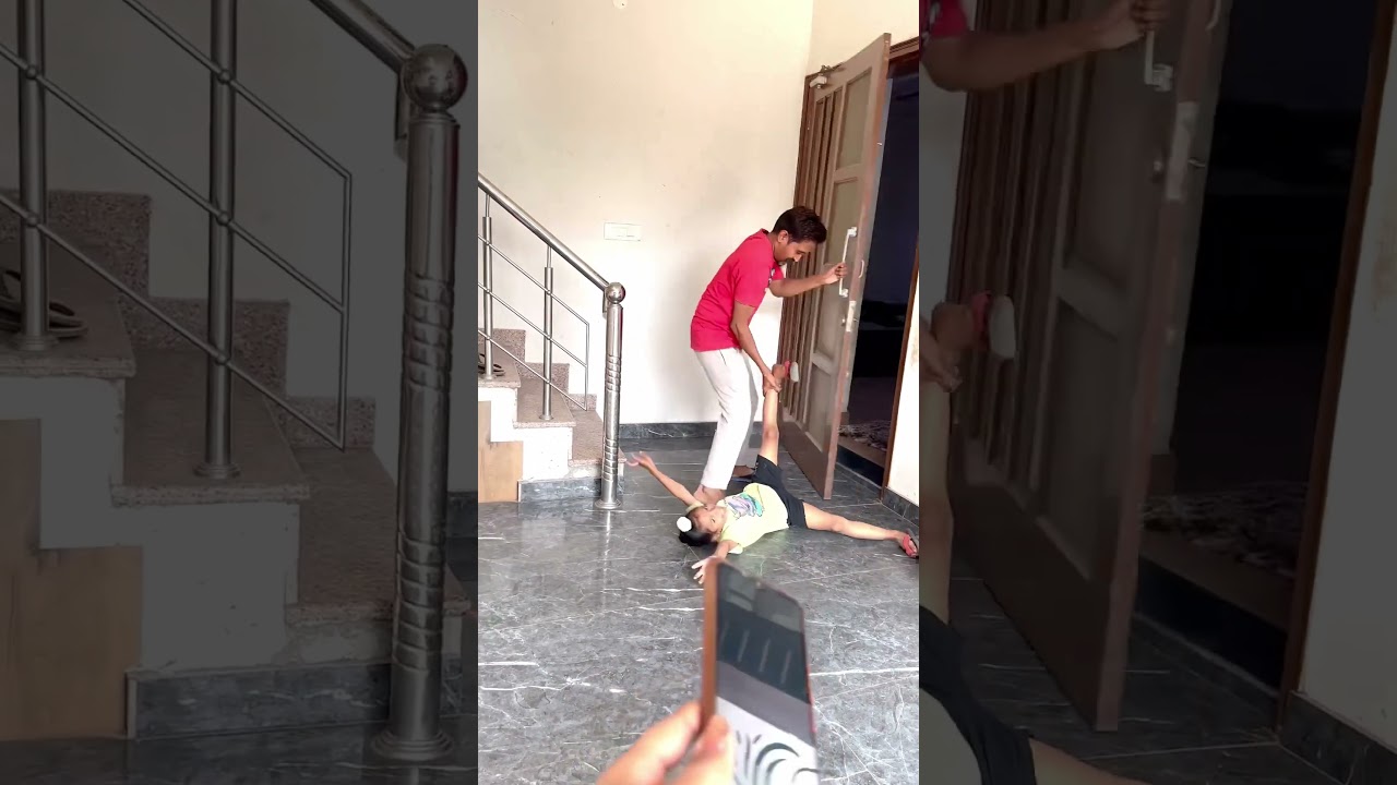 Mobile ke liye Mara Mari😱😱 