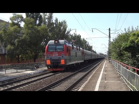Электровоз ЭП1М-746 с